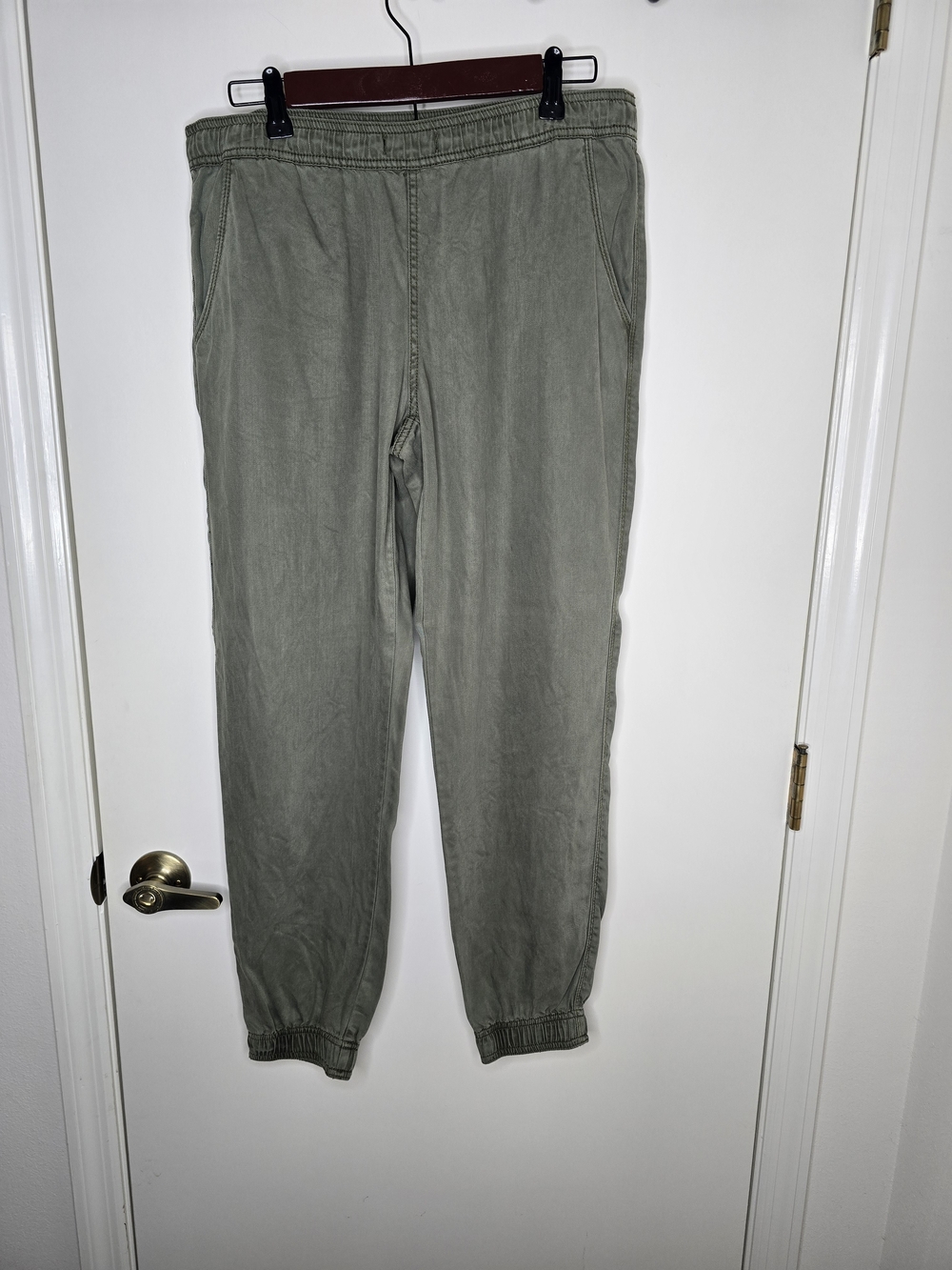 Tommy Bahama Olive Green Women's Jogger Pants